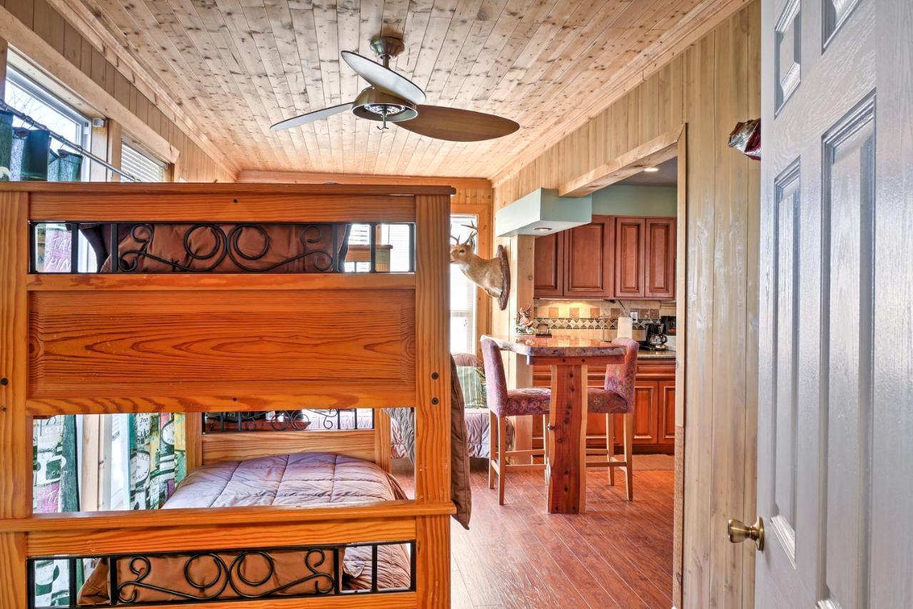 Paradise Cove Cabin With Boathouse And Dock Guntersville Zewnętrze zdjęcie